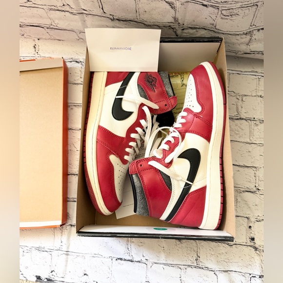 Air Jordan 1. Lost & Found. Size 10.5 - Picture 5 of 14